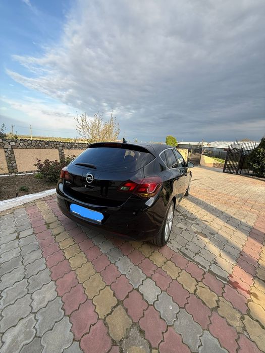 OPEL Astra 2010 — imagine 4