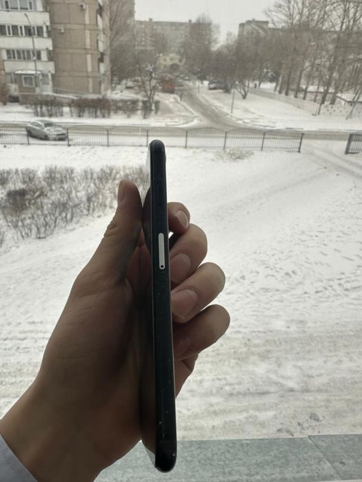 iPhone SE 2020 года