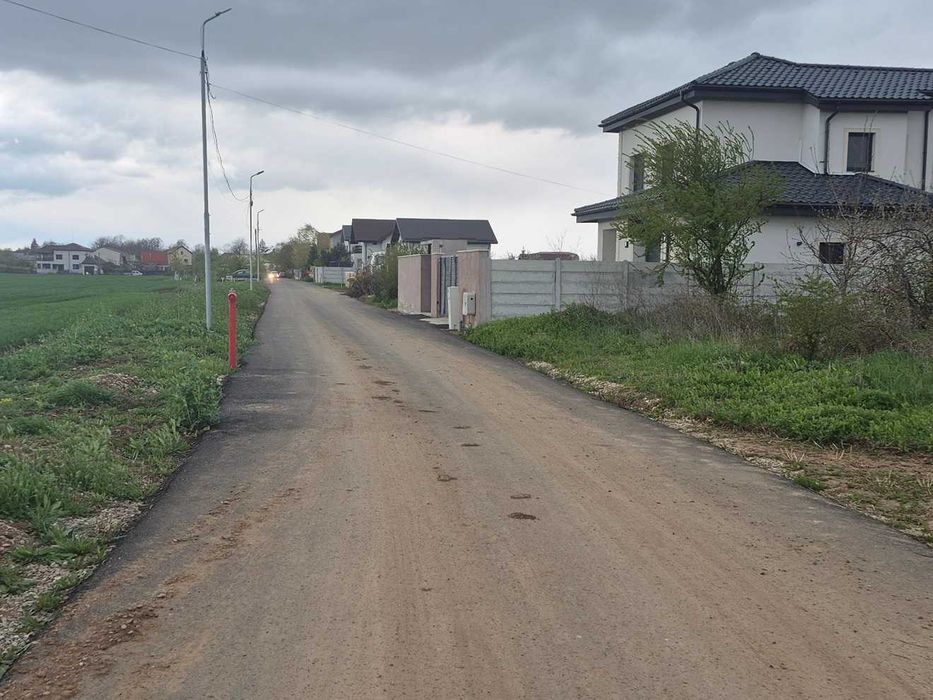 Teren Balotesti,550 mp,langa Dn1,case locuite,electrica-gaz-70m