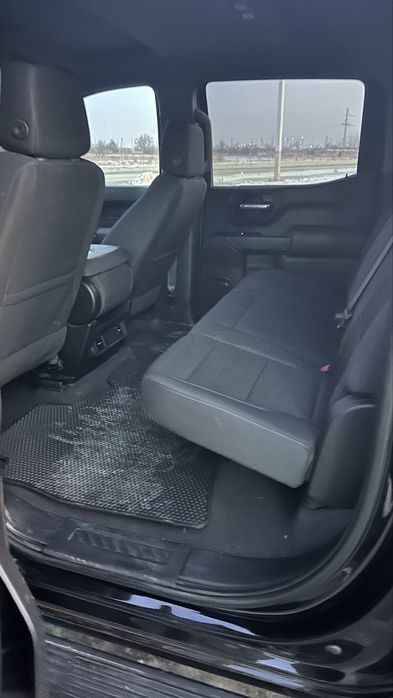 Продам Chevrolet Silverado