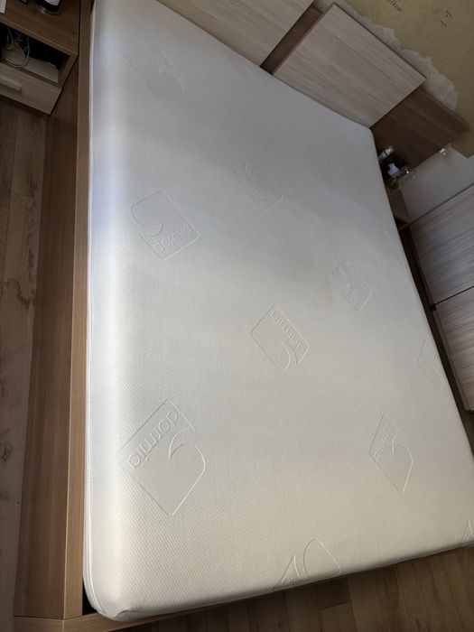 Френско легло 82/200 +2 Двулицеви матрака 144/190 22см