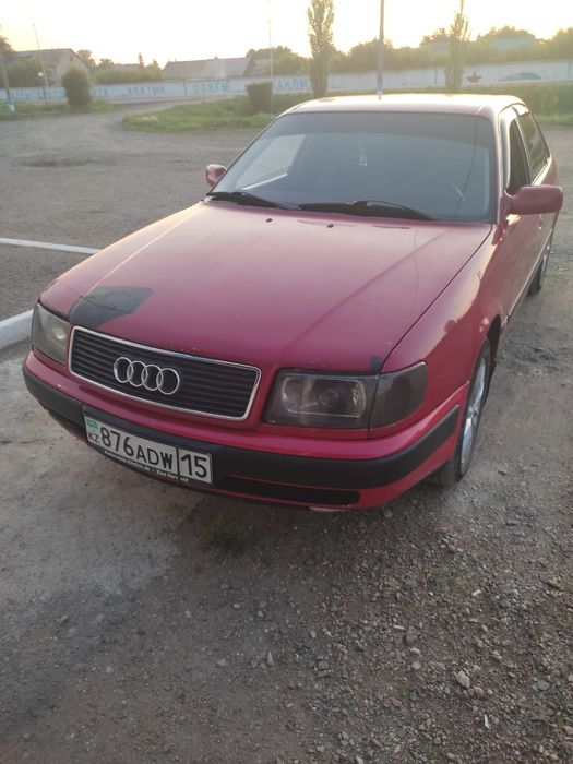 Продам Audi 100 C4