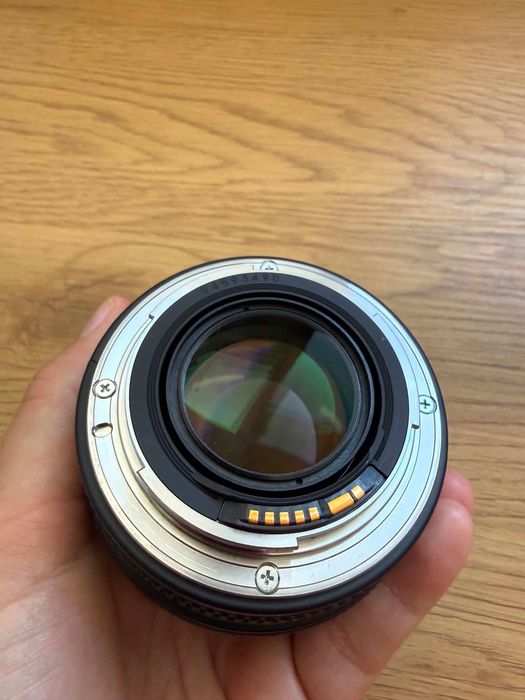 Obiectiv Canon 50mm f/ 1.4