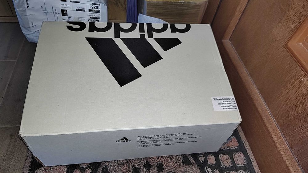 Adidas Avryn черни