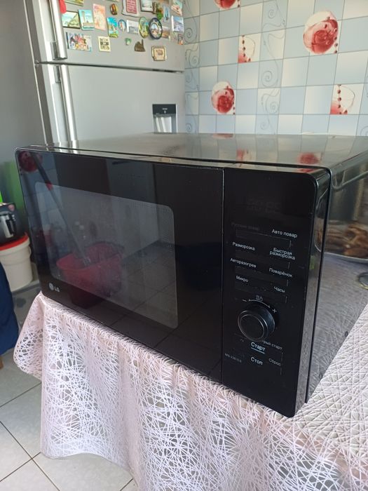 Микроволновая печ LG