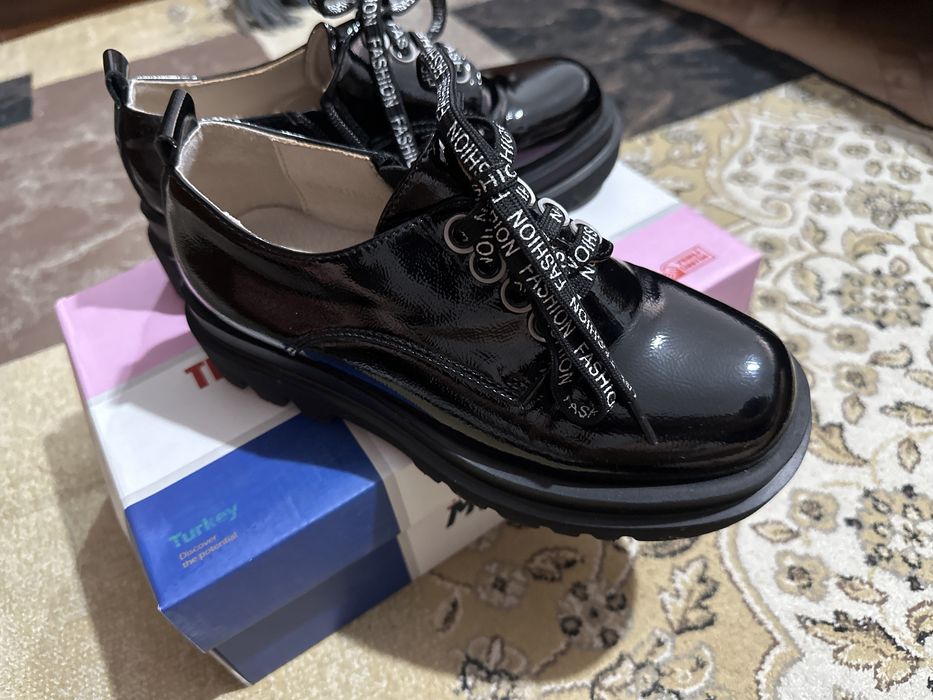 Продаю кожанные туфли