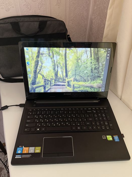 Lenovo Z50 i7 / 8 ГБ / HDD 256 ГБ + SSD 1 ТБ / режим планшета