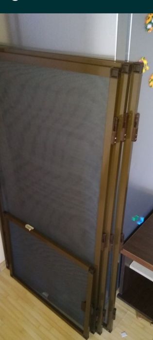 Plase insecte și Asamblez montez mobila tip Ikea Dedeman Leroy Merlin