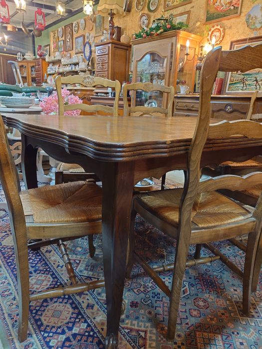 Френска разтегателна трапезна маса + 6 стола (1970–80 г.) – 158/240×97