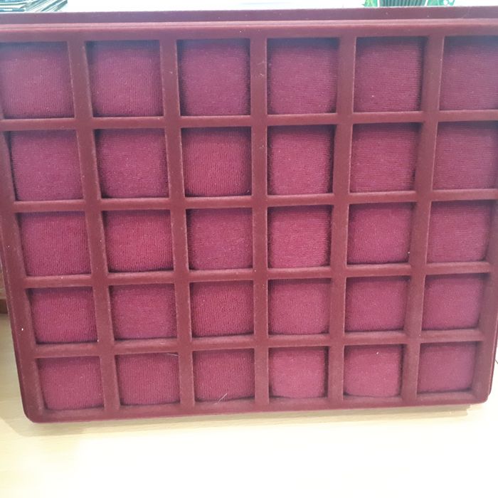 Планшеты под значки,монеты .