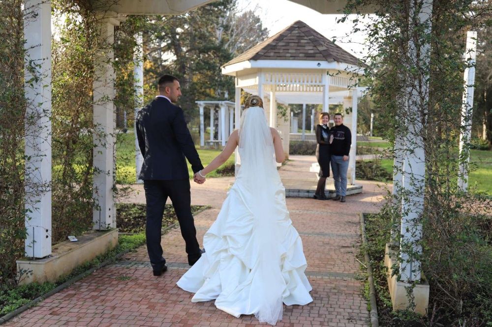 Сватбена рокля Alfred Angelo