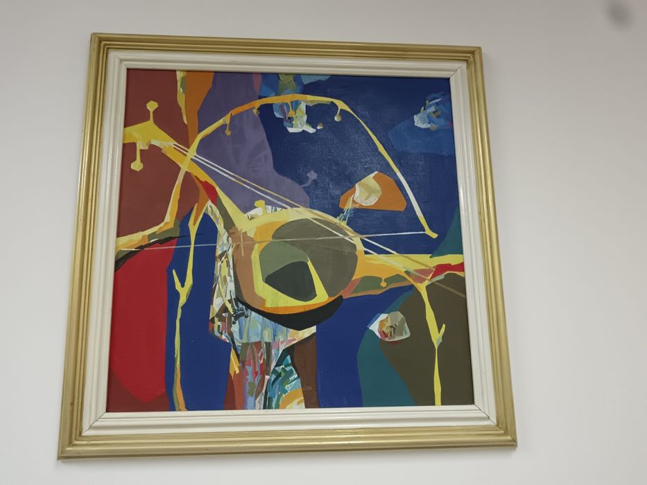 Продам вазы, бутыли, картины