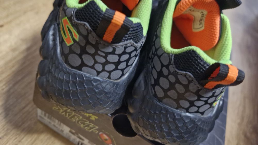 Светещи маратонки Skechers 28н-стелка 18см