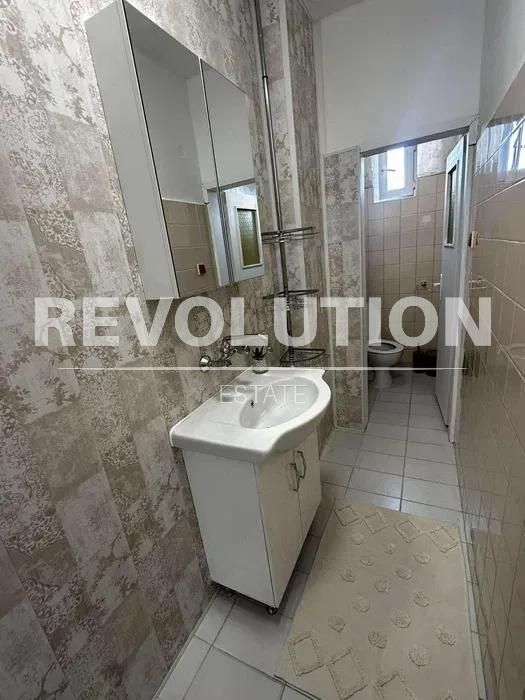 Дава се под наем Етаж от къща в Варна, Генералите - 120 кв.м за 1097.01 € - Снимка #6