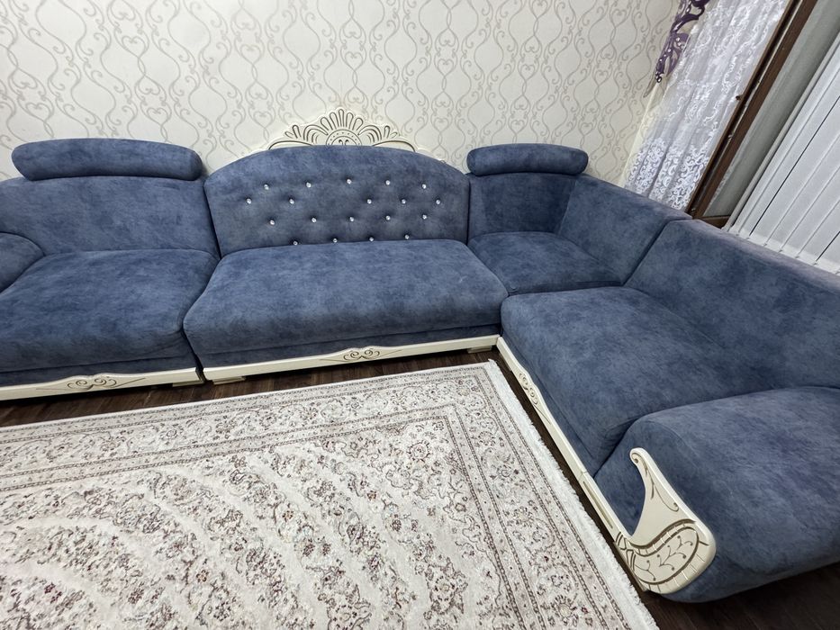 Диван угловой большой