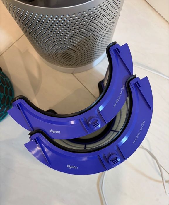 Dyson Pure Cool TP04 – Смарт пречиствател + вентилатор (висок клас, с допънително нови филтри )
