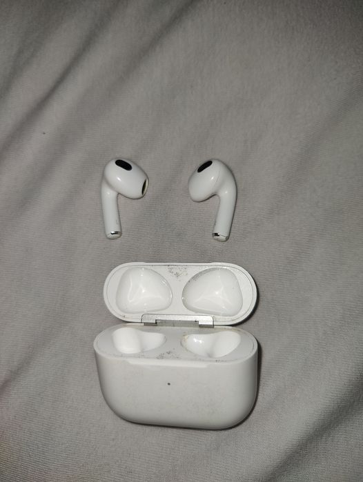 AirPods 3-та генерация