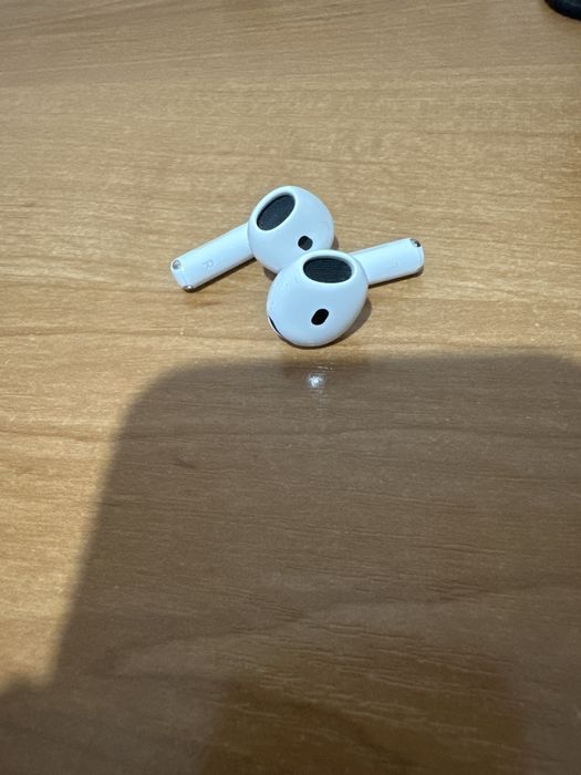 Airpods 4 оригинальные