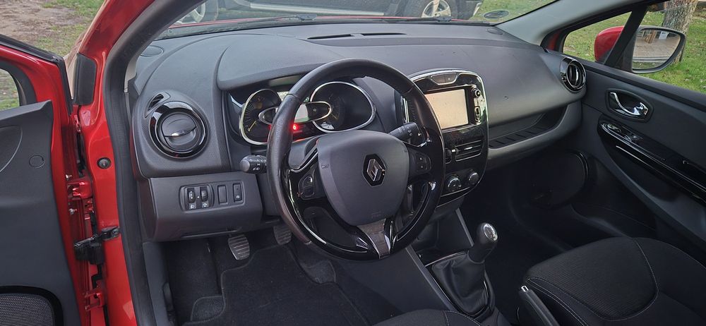Renault clio 1.5 diesel,