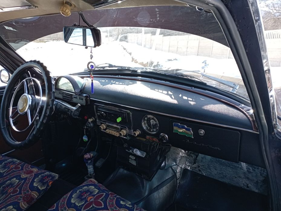 Gaz 21 volga sotiladi