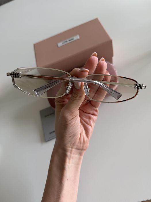 Слънчеви очила miu miu