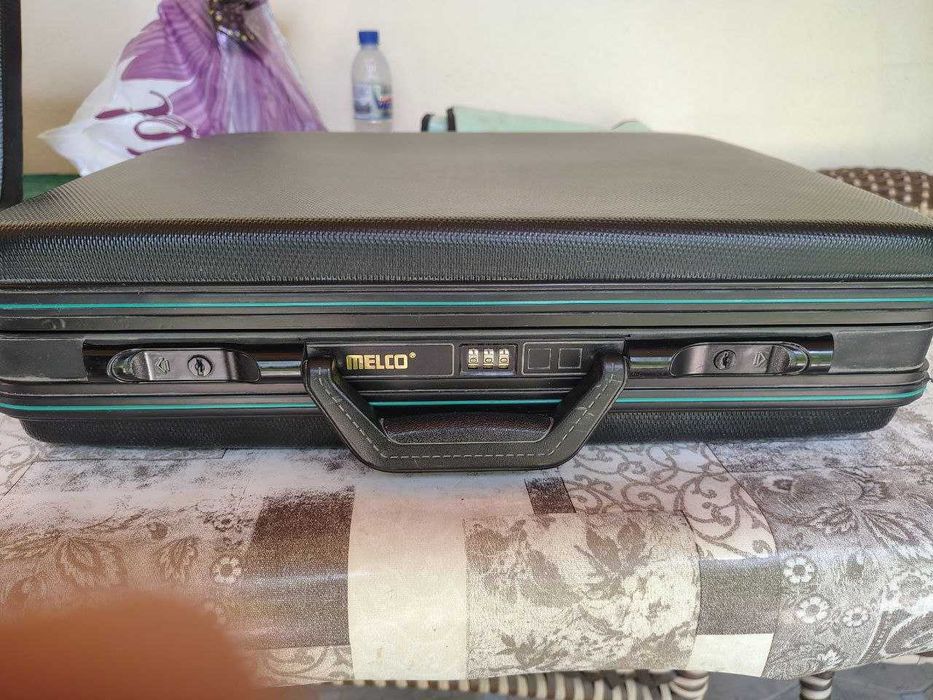 Дипломат (Советский)