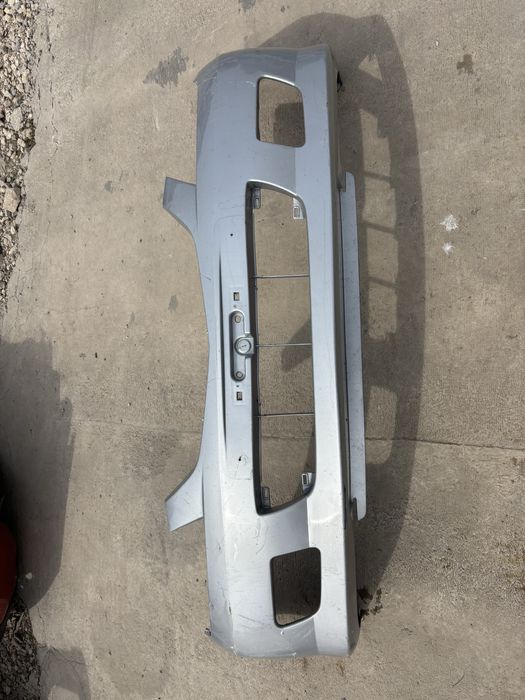 Предна броня за Mazda 323 1998