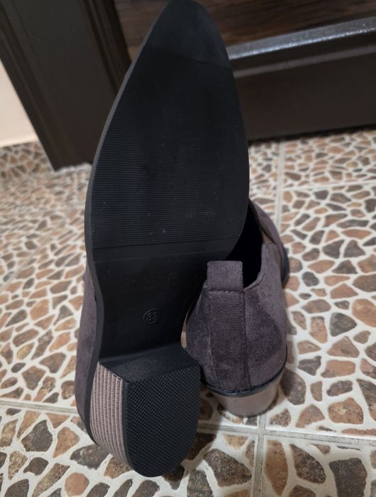 Нови дамски обувки