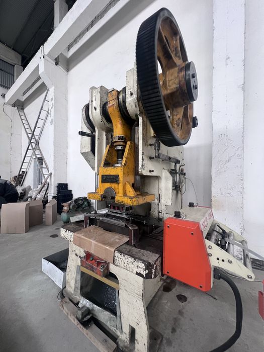 пресс механическый штамп 150 тонна механическый