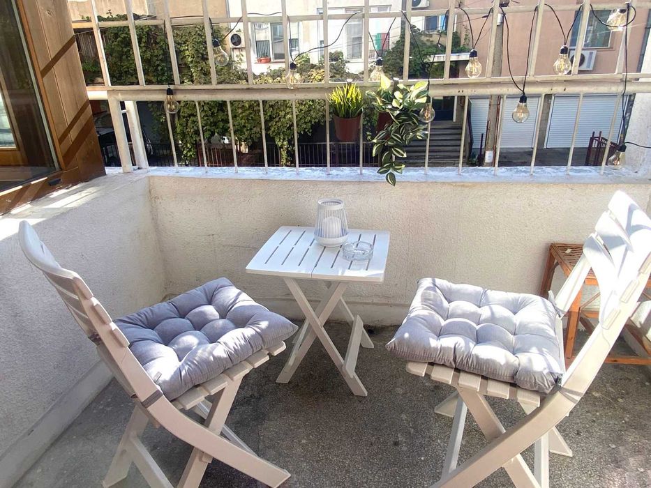 Дава се под наем Двустаен апартамент в София, Зона Б-18 - 69 кв.м за 560 € - Снимка #1