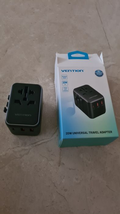 Adaptor incarcator convertor priza universal de calatorie