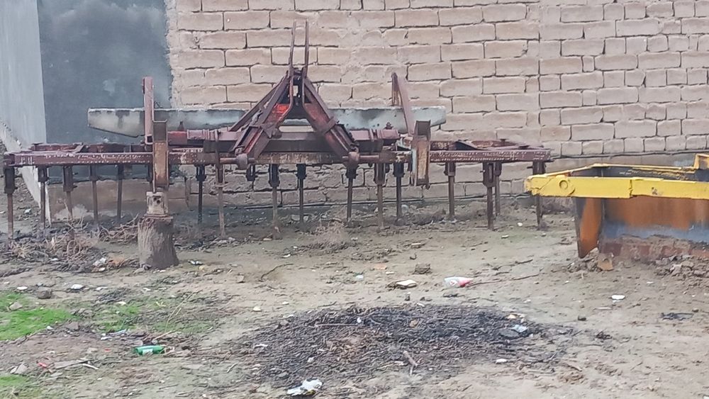 Texnika omochlari sotiladi