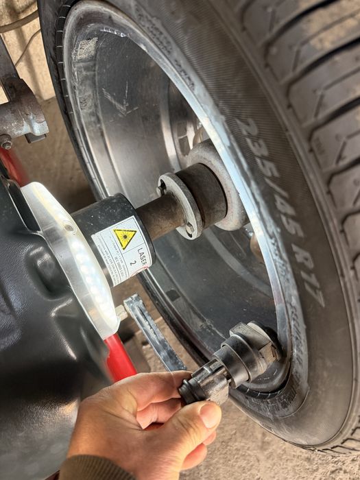 Masina de echilibrat roti Sicam