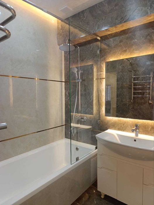 Продается 3-комнатная квартира 2-этаж ор. напротив городского суда