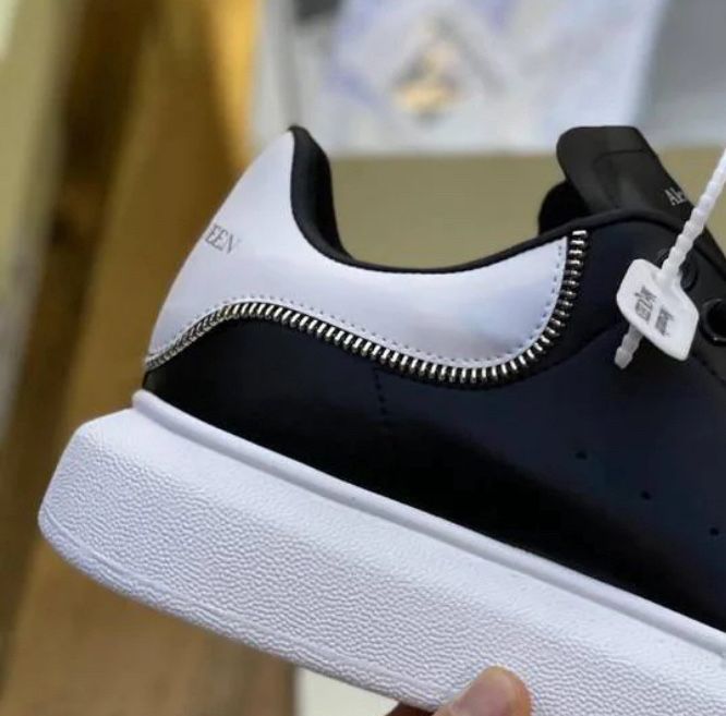 Alexander McQueen - Noi!