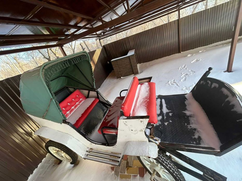 Повозка для лошади