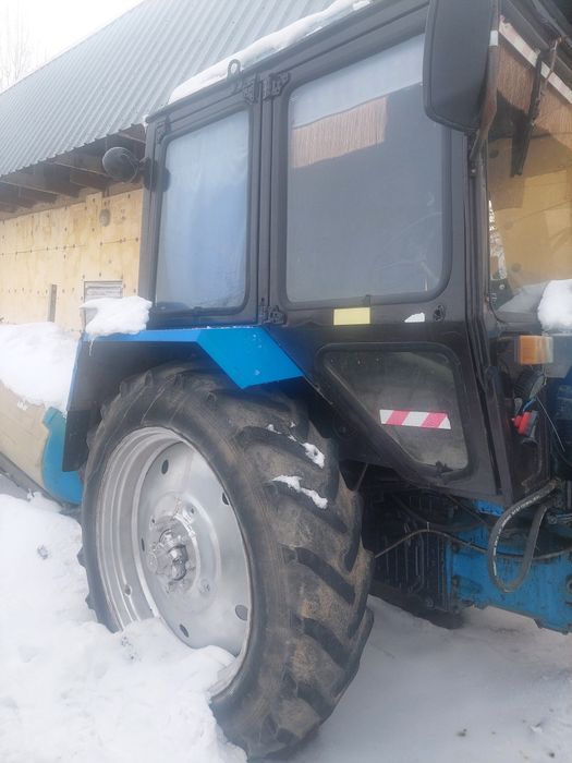 Мтз  трактор 2011 года с техникой