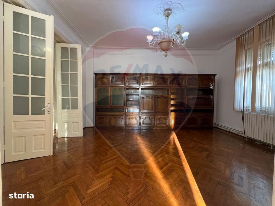 Vila de inchiriat, potrivita birouri, zona Gara.