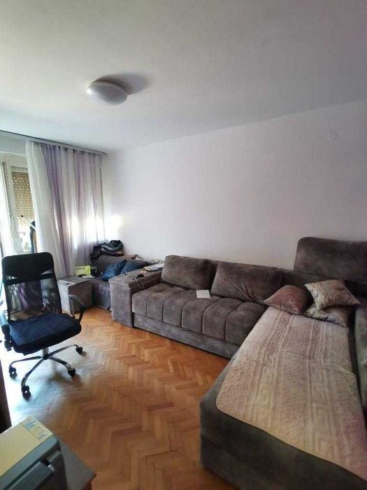 Дава се под наем Тристаен апартамент в Пловдив, Захарна фабрика - 85 кв.м за 418.2 € - Снимка #8