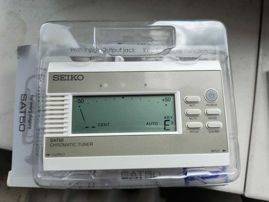 Seiko Chromatic Guitar & Bass electronic TUNER SAT50 SAT50KE