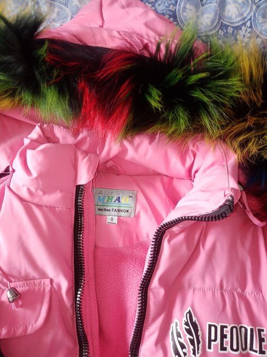 Продам зимнее пальто на девочку