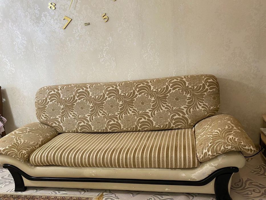 Диван для гостиной