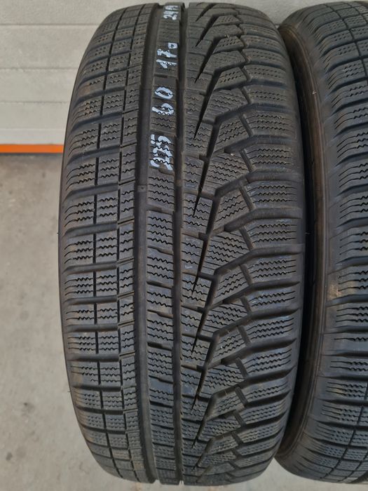 Зимни гуми 2 броя HANKOOK Winte Icept Evo2 225 60 R17