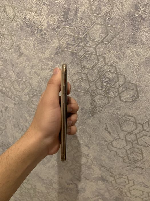 Iphone 11 pro gold