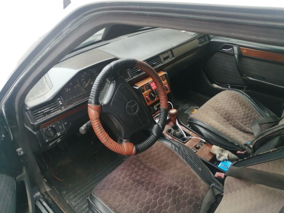 Продам мерс на ходу