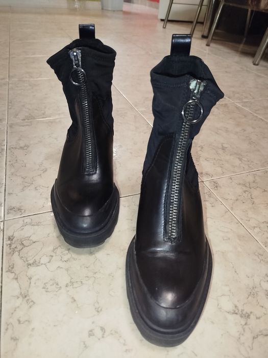 Дамски боти Zara, номер 37.