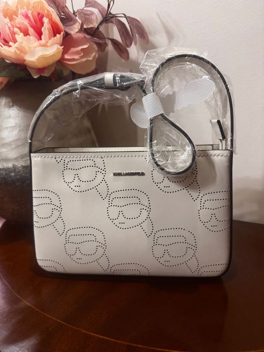 Karl Lagerfeld чанта