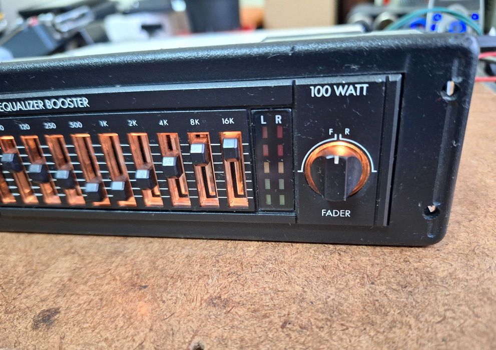 graphic equalizer - Piese auto de vânzare | OLX.ro