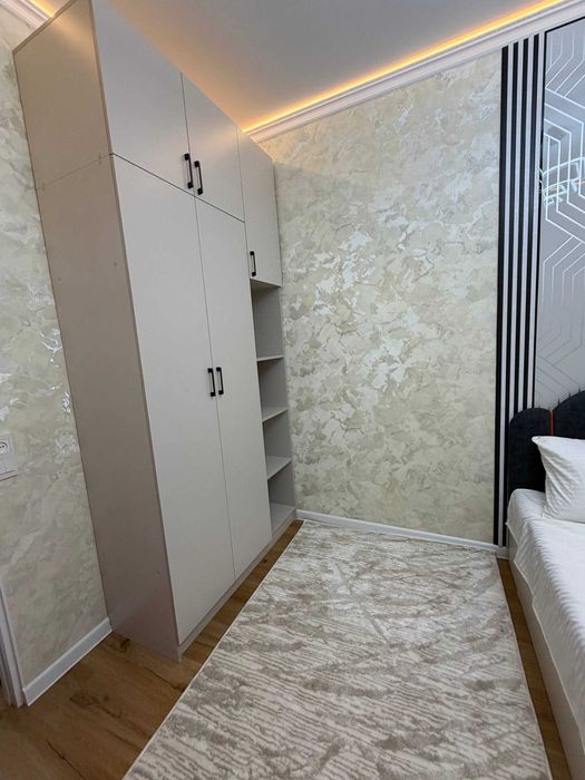 Продам СВОЮ 4- комн.квартиру  с обстановкой. Чиланзар 9 кв.