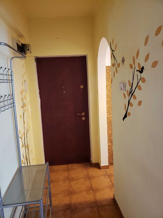 Dau in chirie apartament 2 camere decomandat Piata Mihai Viteazul, ClujNapoca
